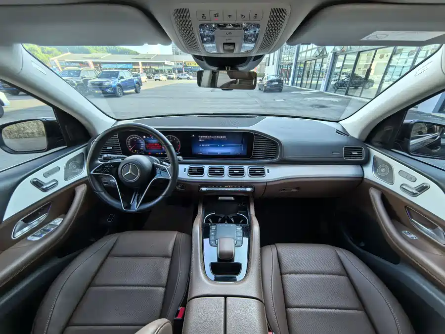 900x675_0_q87_c42_autohomecar__ChxpVWqLn5eAAzBgAAeJThkXVMY555.jpg.webp